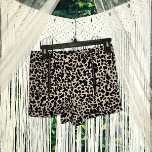 Wet Seal Aninal Print Zip Front Shorts